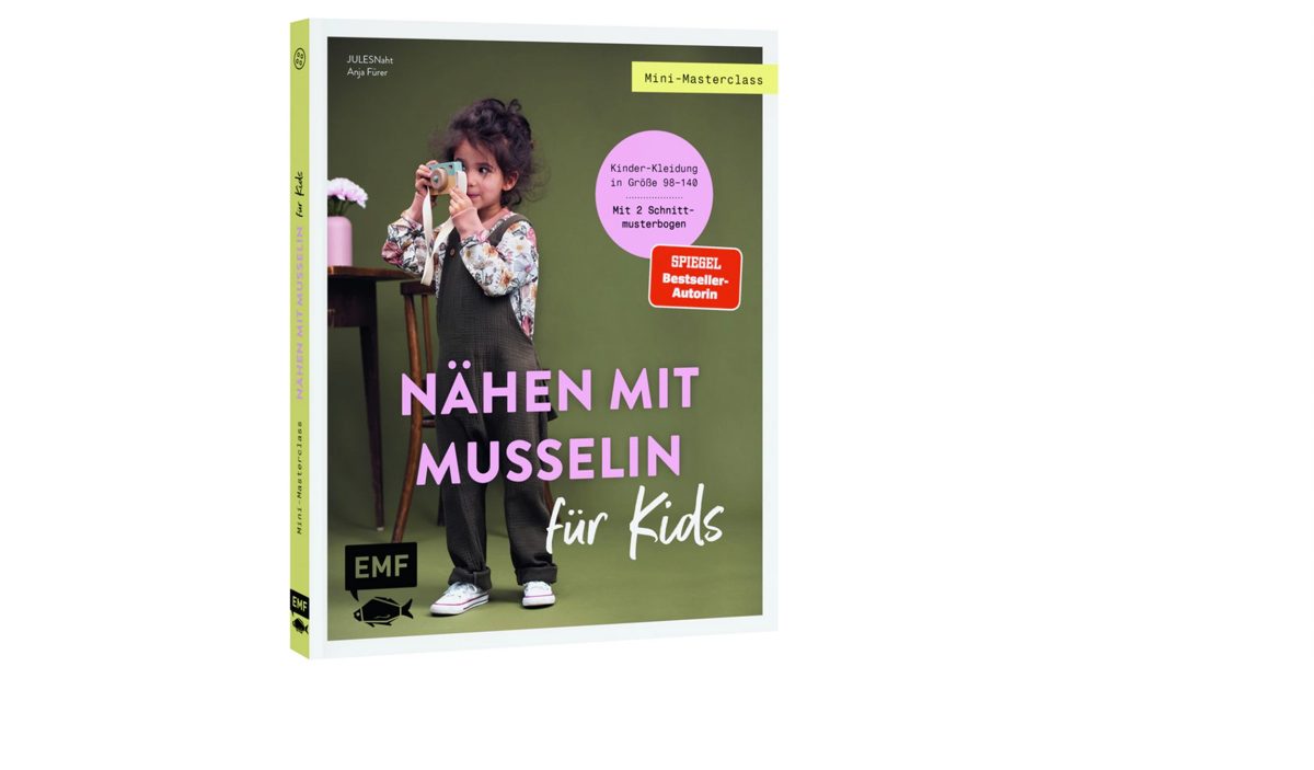 Freigestellter Packshot eines Buchcovers mit Kindermotiv vor weissem Hintergrund — Das Studiozwei, Werbefotograf München